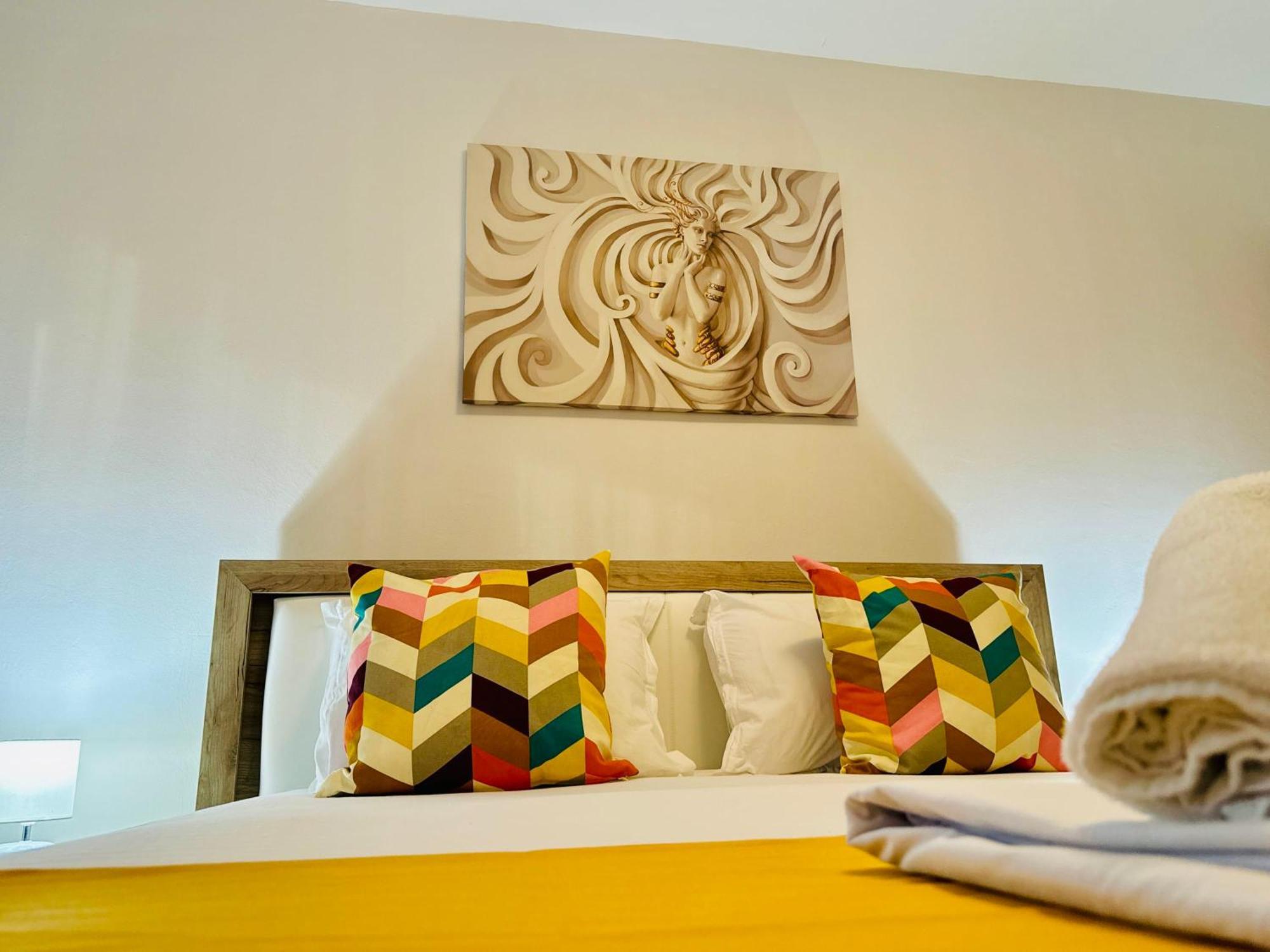 Joy City Stay Spacious Comfortable Temeşvar Dış mekan fotoğraf