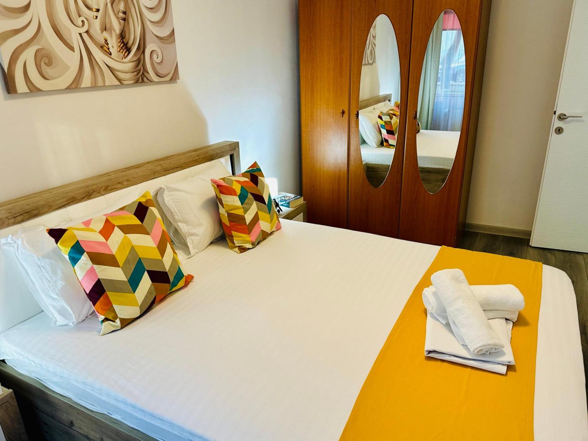 Joy City Stay Spacious Comfortable Temeşvar Dış mekan fotoğraf